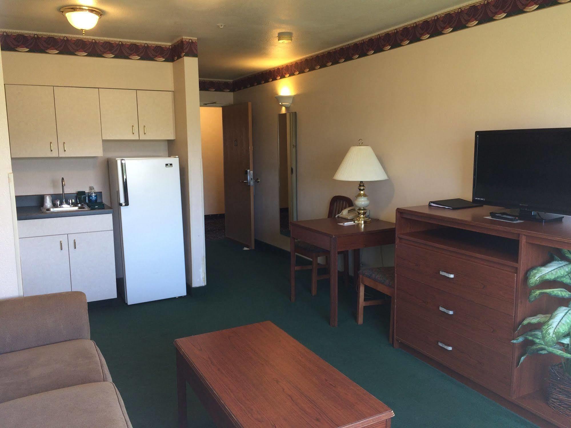 Fairbridge Inn And Suites - Miles City Εξωτερικό φωτογραφία